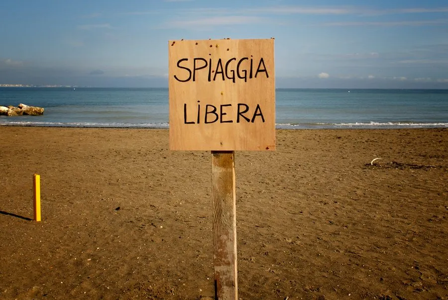 Pozzuoli: un referendum per decidere su spiagge, trasporto locale ed ex-monachelle | Il blog di Giò
